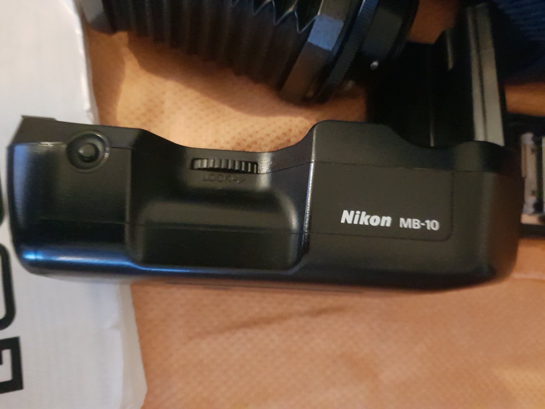 Nikon Fotocamera: NIKON F801 AF complette. – Usato da Biel / bienne venduto da Sarouch9 5