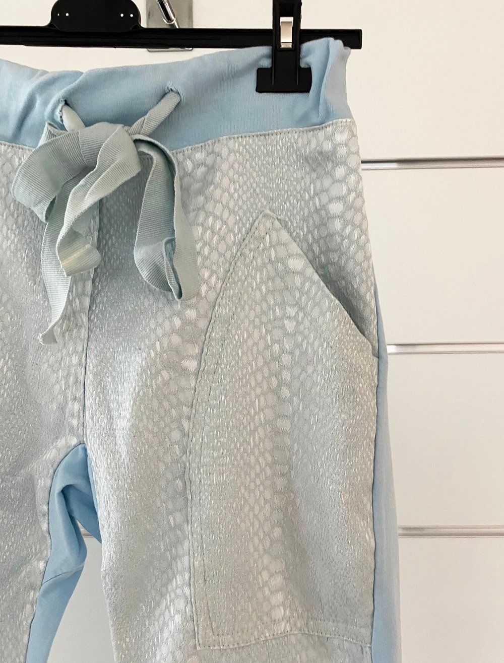 Hosen: Hose im Materialmix / Grösse ca. 36 / NEU – Neu und originalverpackt aus Eschenbach SG von Peachick 1
