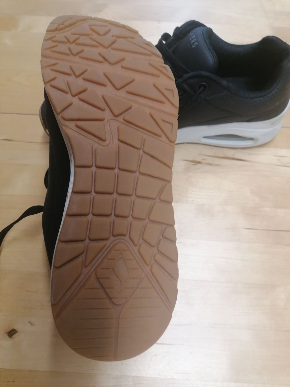 Skechers Chaussures hommes: Skechers 41 – D'occasion à Müllheim Dorf par florita01 6