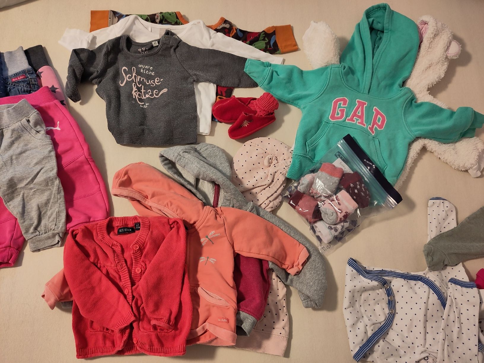 Lotti & Set di vestiti: Kleiderpaket, Herbst, Baby Gr.62 – Usato da Eglisau venduto da hei_st7g