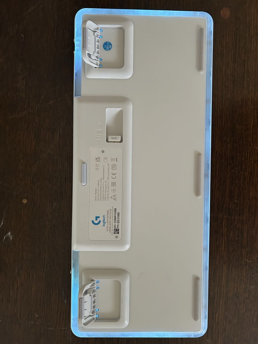 Logitech Claviers: Logitech Tastatur – D'occasion à Luzern par Zelda- 1