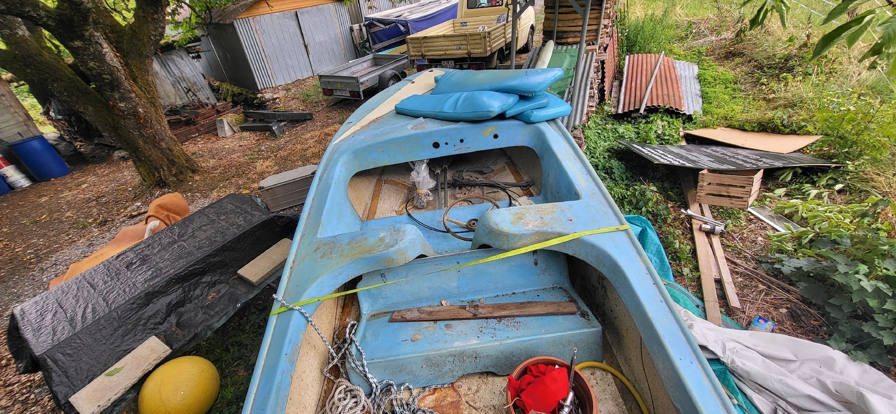 Barche: Bateau sur remorque à restaurer – Usato da Rennaz venduto da pyrostyle 6