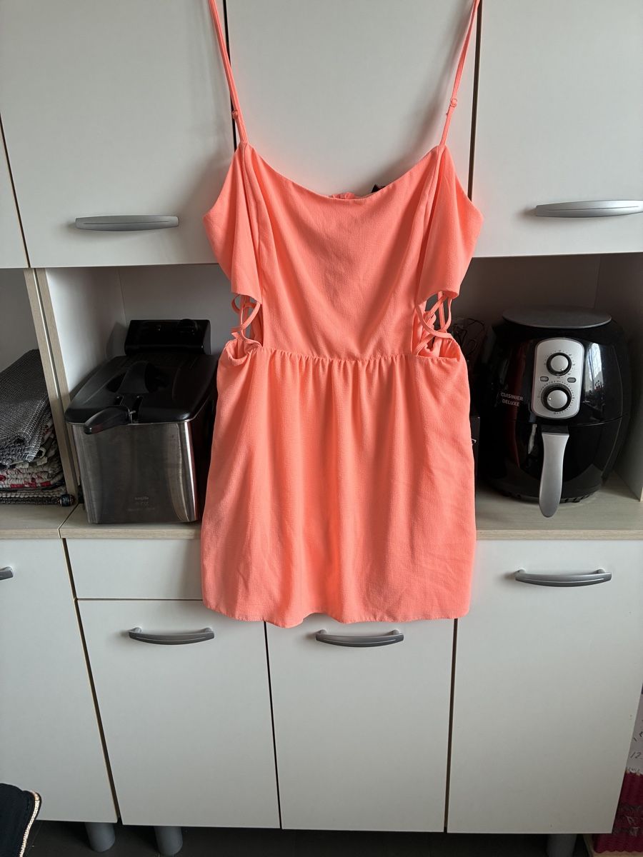 Robes: Schönes Kleid – D'occasion à Ostermundigen par Didi-Mader