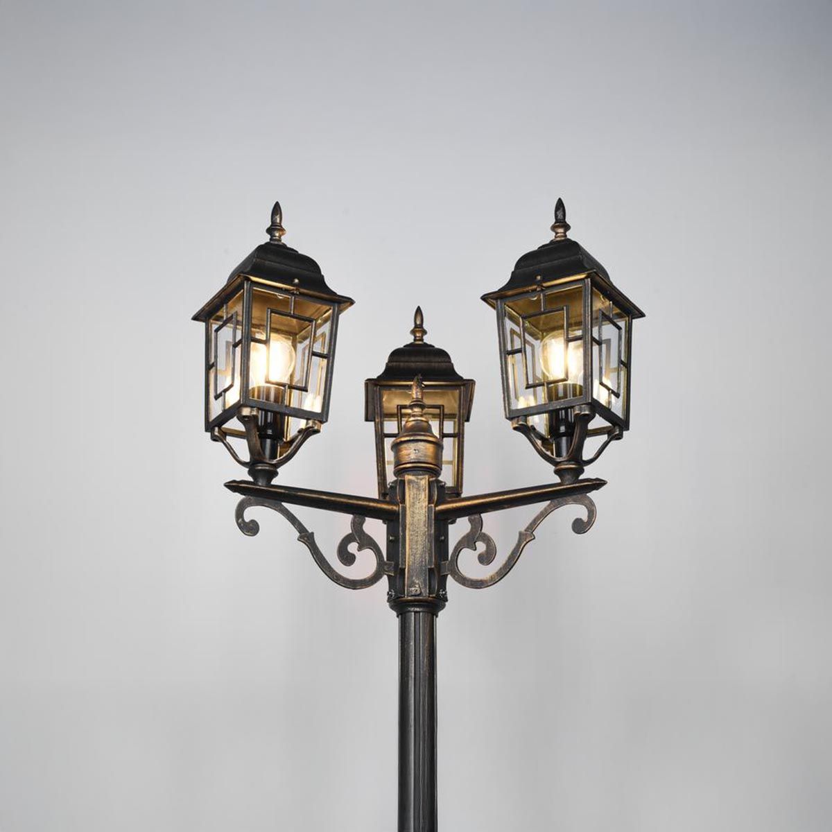 Lampade: Aussen Stehleuchte, Laterne, 200 cm Höhe – Nuovo (secondo la descrizione) da Kreuzlingen venduto da Smart-Light 2