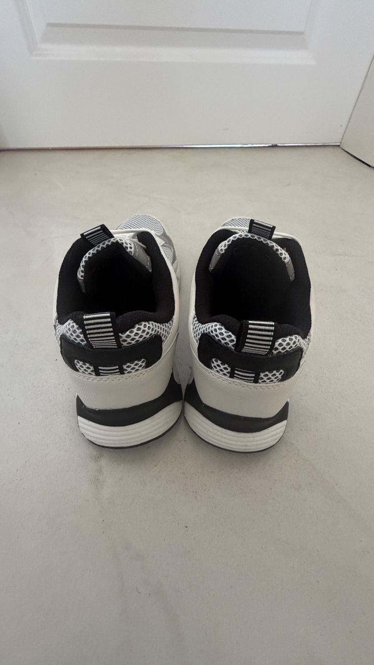Graceland Damenschuhe: Baskets neuves gris clair et blanc cassé – Gebraucht aus giffers von sev_c9x9 2