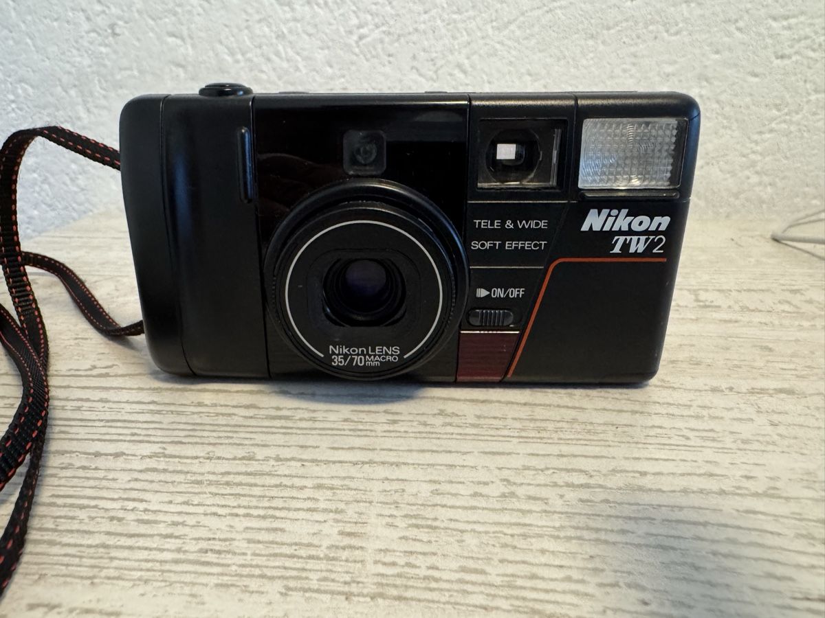 Nikon Kamera: Nikon tw2 kompaktkamera – Gebraucht aus Zunzgen von milesdavis76