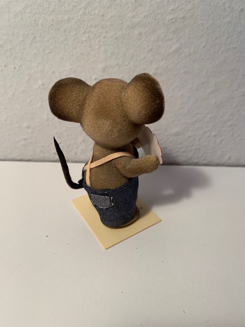 Figurines: 6  Animali Floccati- con Cuore e jeans – Neuf avec emballage d'origine à PARADISO par pin_vlj8 2