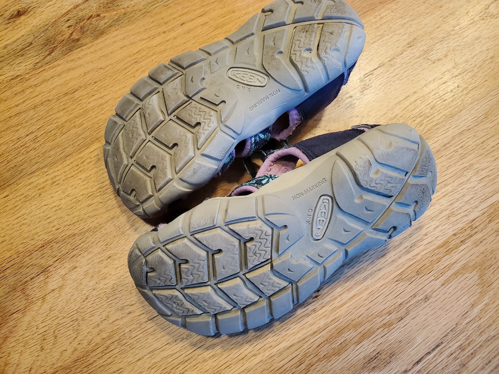 Keen Scarpe per ragazze: Keen CNX Sandalen 29 – Usato da Näfels venduto da Mila0712 2