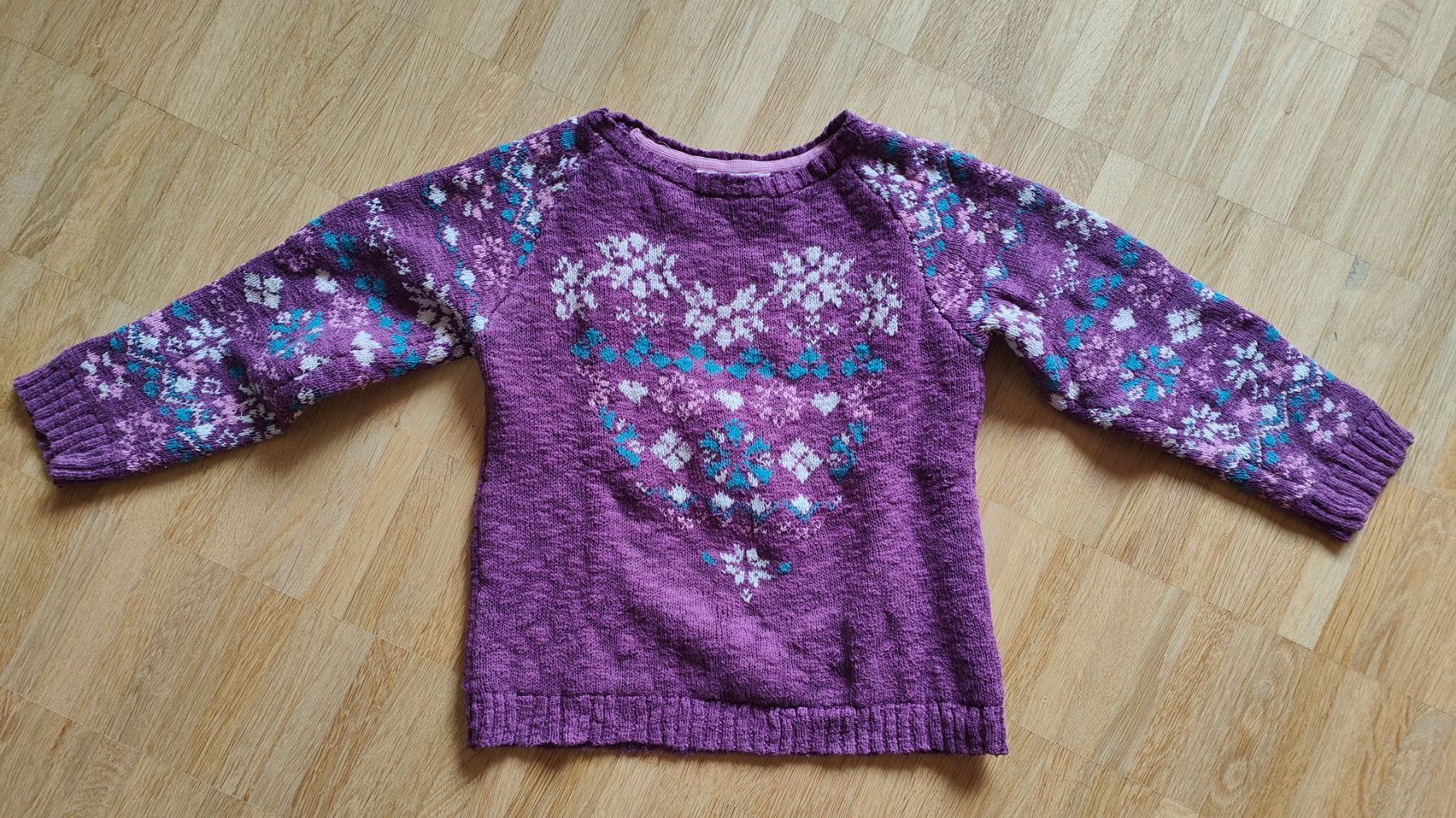 Maglioni & Felpe: Wunderschöner Pullover  (Gr.104 / 3-4 years) – Usato da Wädenswil venduto da adelimmat