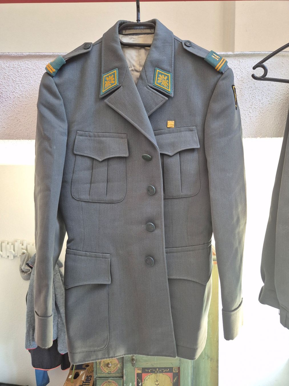 Schweizer Armee Uniformen: Original Schweizer Armee Uniform Oberleutnant Gr. 52 + Gurt – Gebraucht aus Baar von tess01