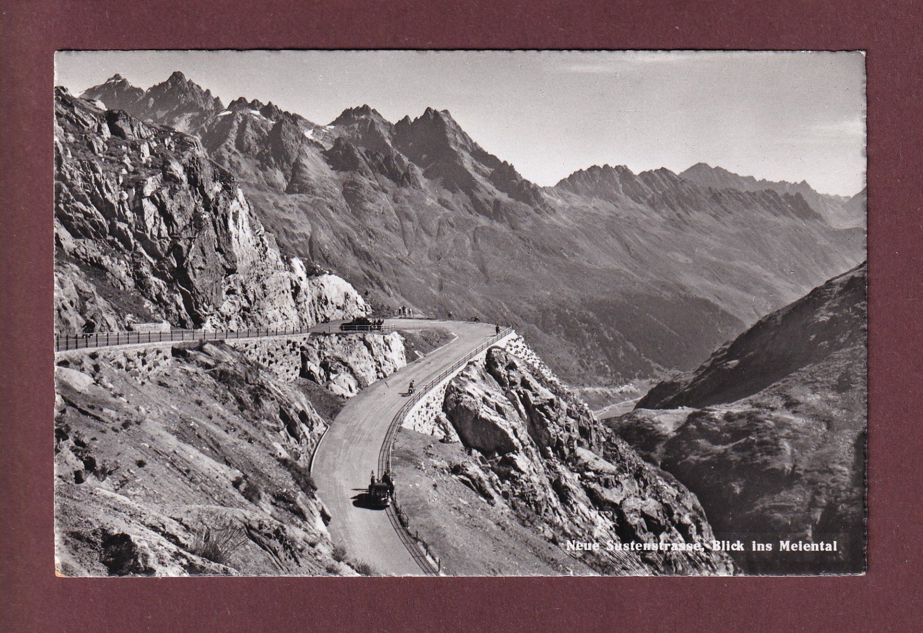 Cartoline postali: Neue SUSTENSTRASSE - Meiental - 1954 – Usato da Pully venduto da nicecards