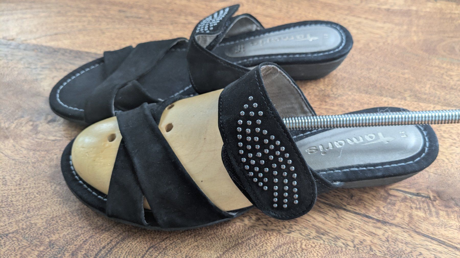 Tamaris Scarpe da donna: Sandalen, schwarz Gr. 41, tamaris – Usato da Zürich venduto da Rosensbach 1