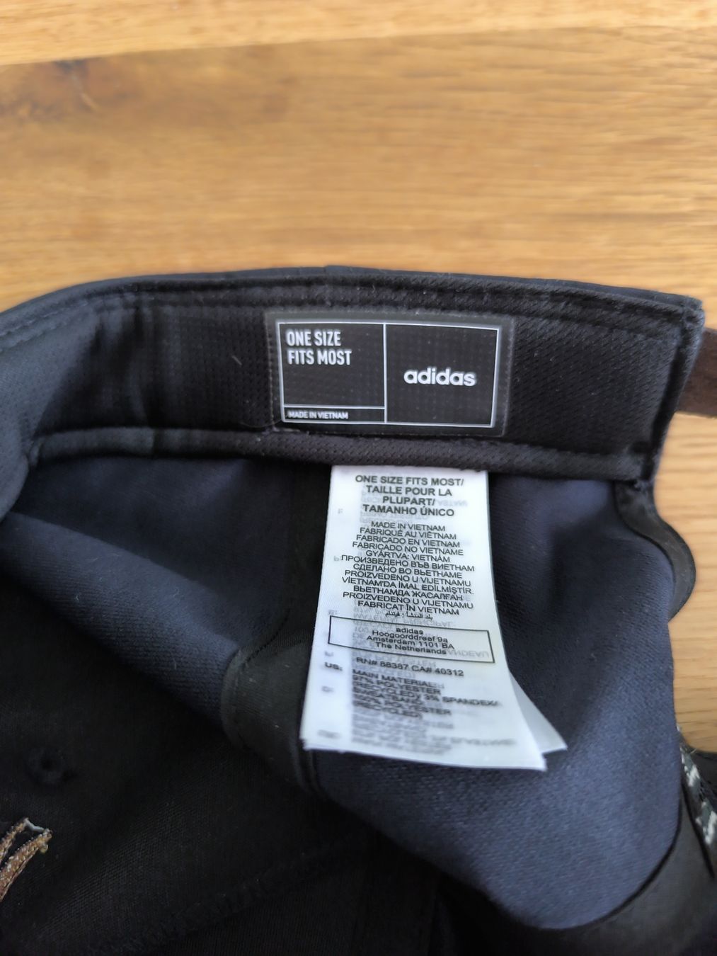 Adidas Copricapi, berretti & cappellini: Adidas Herren Adi X Eagle verstellbare Golfkappe Golf Cap – Usato da Ballwil venduto da Lutadorx 5
