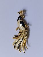 Superbe Broche Vintage- Émail Noir/Crème & Doré!