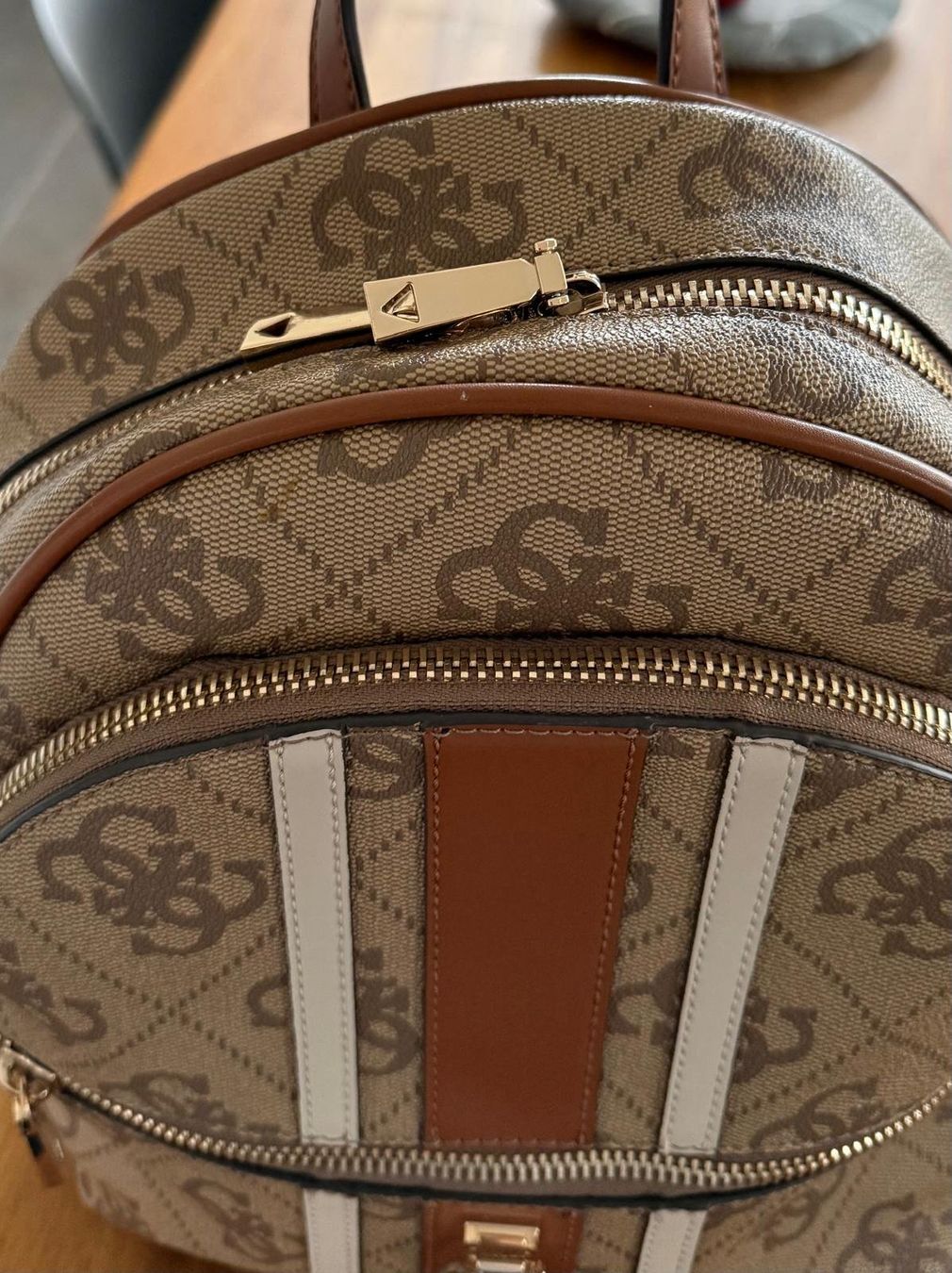 Guess Zaini: Damenrucksack GUESS NEU – Nuovo (secondo la descrizione) da Biel/Bienne venduto da Meshe12 2