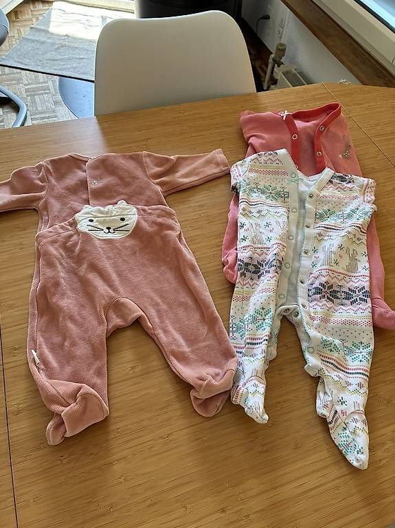 Kleiderpakete & -sets: Mädchen Kleiderpaket, 03 Monate (56-62) – Gebraucht aus Hausen AG von cos_rl5f 2