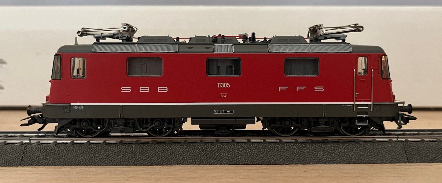 Märklin Modellini di ferrovie: SBB Set 2x Re 4/4 Märklin - AC digital – Usato da Winterthur venduto da dond1 1