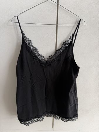 Débardeur KOOPLES noir à dentelle - Idéal pour l'été!