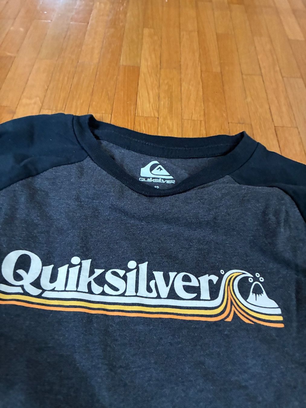 Ensembles coordonnés: 2 X QUICKSILVER 12 Jahr – D'occasion à Veyrier par gnoom74 1