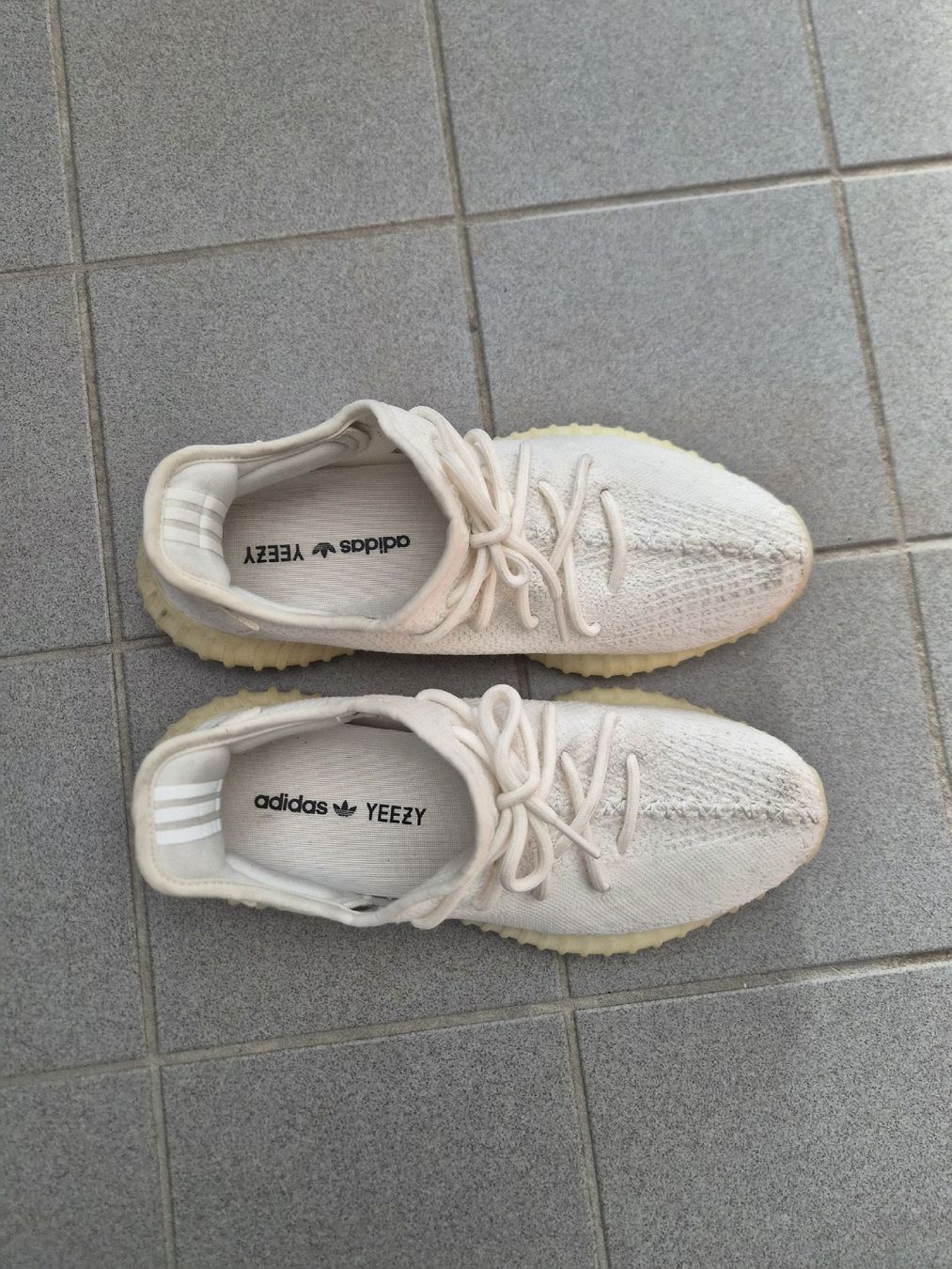 Adidas Scarpe da uomo: Adidas Yeezy V2 weiss – Usato da Oberglatt ZH venduto da Hamilton 3