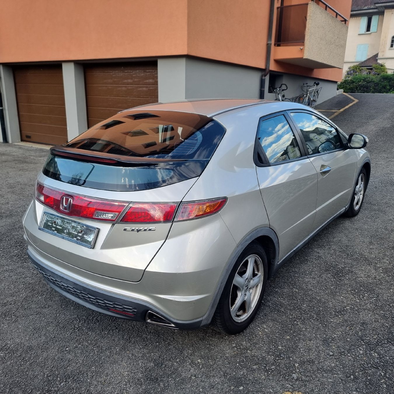 Honda Automobili: Honda Civic 1.8i 5DR – Usato da Monthey venduto da vevey1987 4