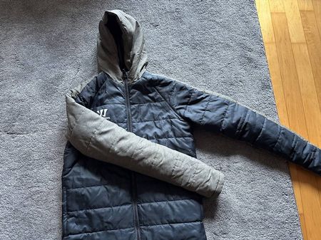 Hochwertige Warrior Winterjacke mit Kapuze, 158, Top Zustand