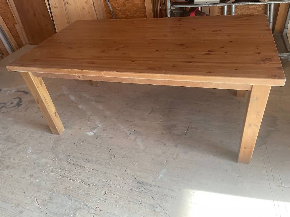 Tables: Table à manger – D'occasion à Botyre (Ayent) par mos_z9sz 1