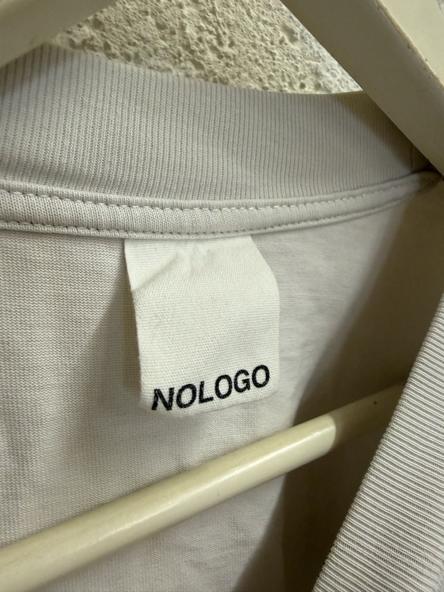 T-shirt: NOLOGO T-Shirt M-L – Nuovo (secondo la descrizione) da Biel/Bienne venduto da lichterhoh 4