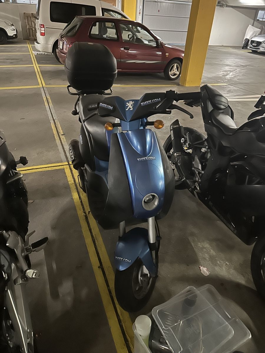 Peugeot Ludix Roller 50ccm (Defekt) in Ibach für CHF 100 – nur