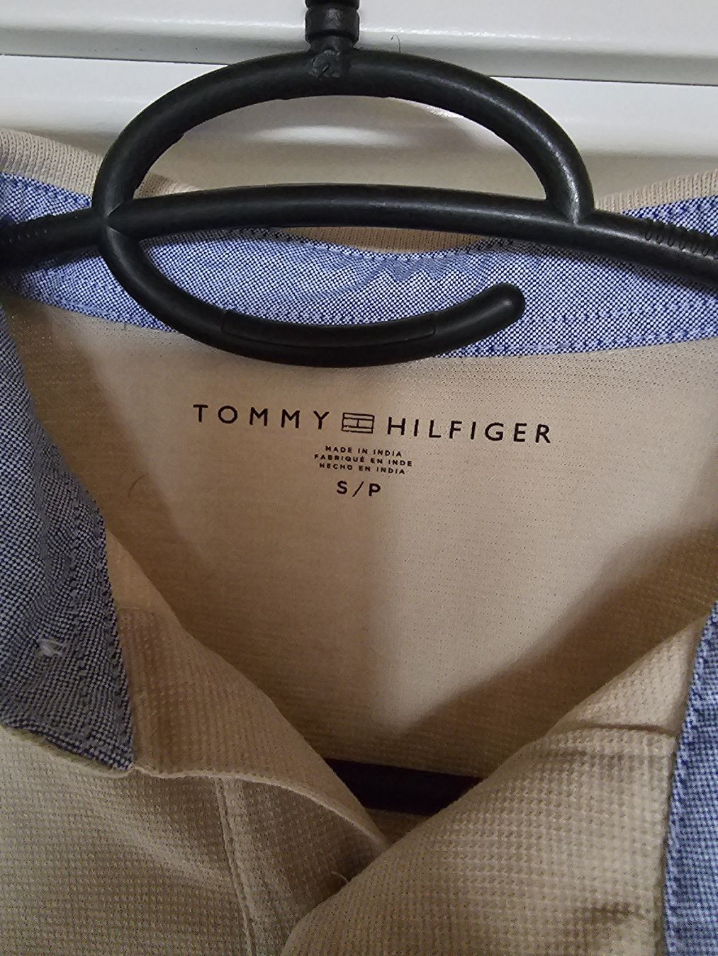 Tommy Hilfiger Magliette Polo: Polo Tommy Hilfiger beige S Neuf – Nuovo (secondo la descrizione) da Monthey venduto da gae_22w9 1