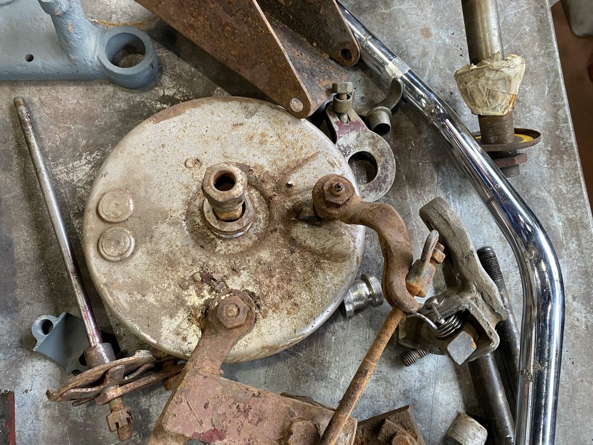 Norton Tutti i ricambio per moto: Norton Teile – Difettoso da Aeschlen venduto da rudemood 1