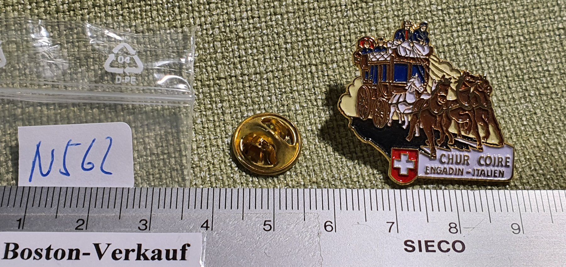 Placchette & Badge: N562 - Pin Postkutsche Chur Coire Engadin - Italien – Usato da Reinach BL venduto da Boston-Verkauf 1