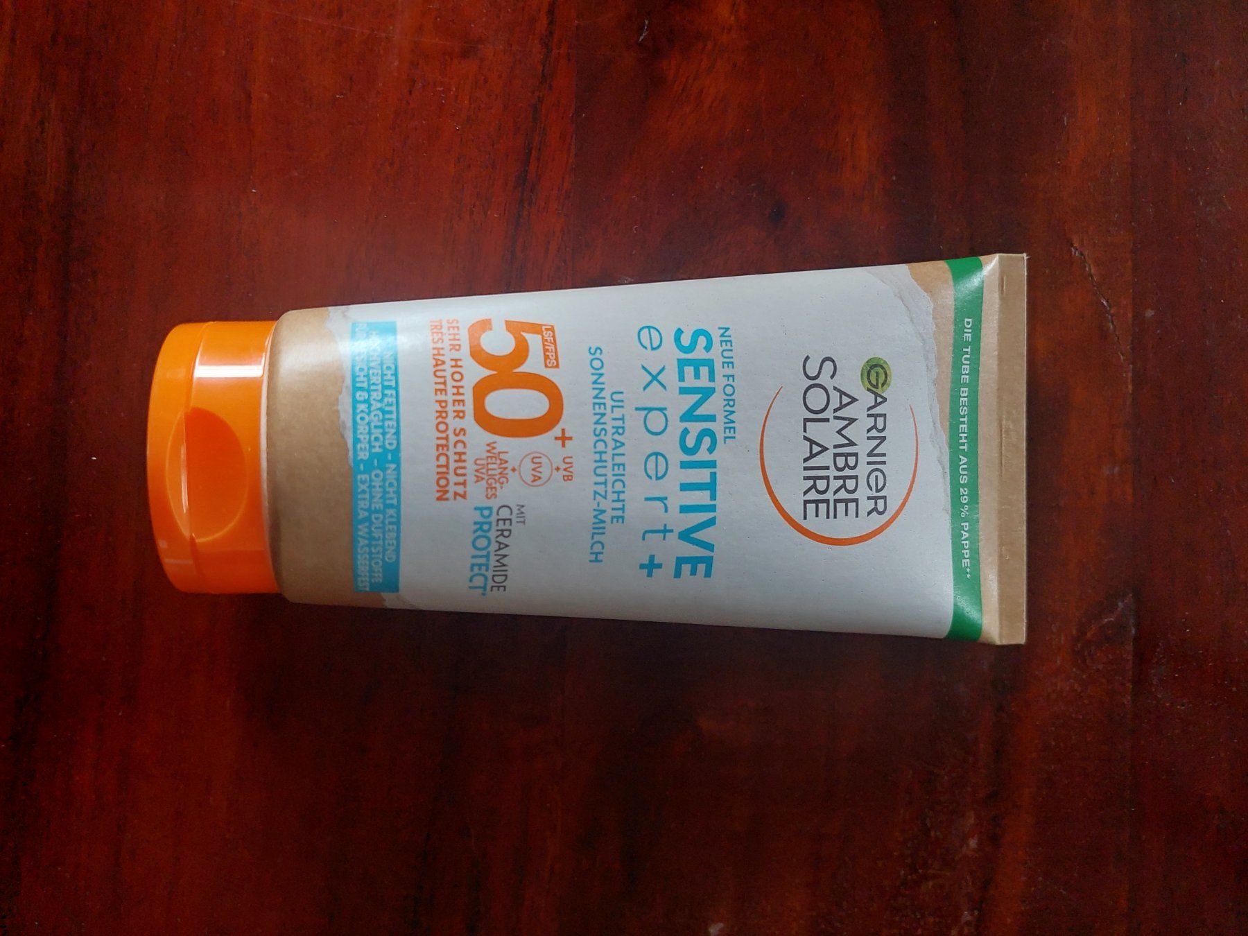 Garnier Protection solaire: Garnier Ambre Solaire Sensitive Expert 50+ – Neuf avec emballage d'origine à Beckenried par Havacola 1