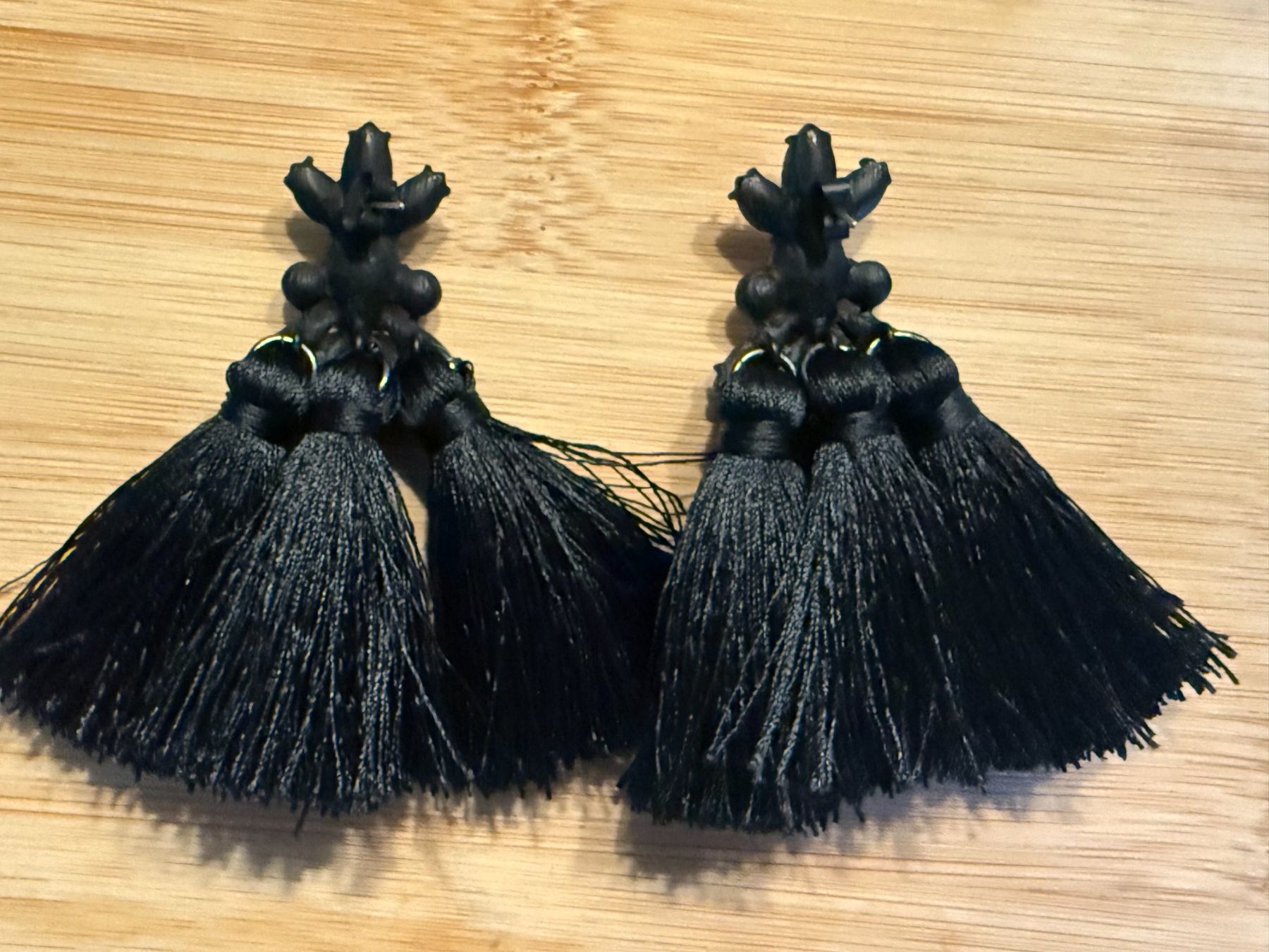 Ohrringe & -stecker: Modeschmuck - Quasten Ohrringe schwarz – Gebraucht aus Basel von zukk_ 2