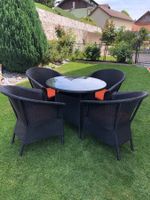 Gartentisch Polyrattan mit vier Stühlen