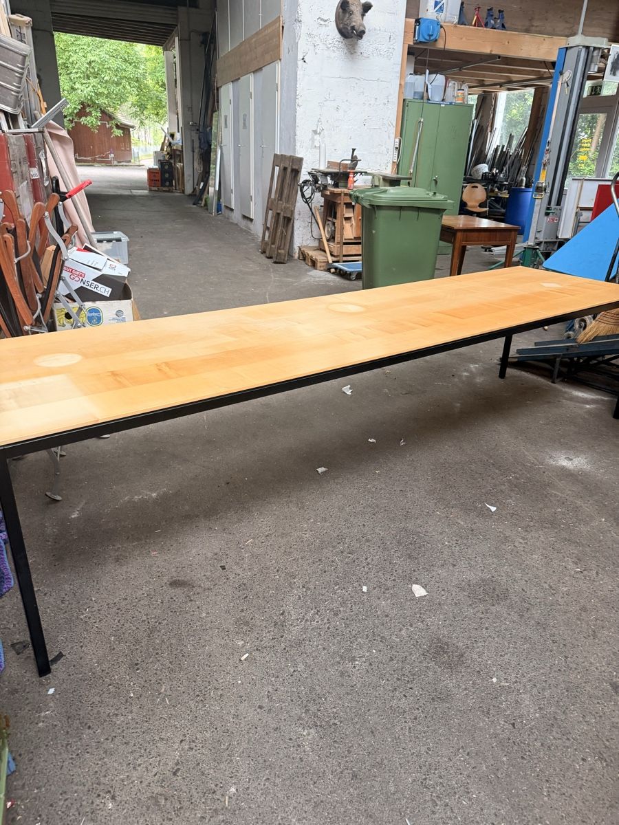 Tische: Arbeitstisch, Ateliertisch - 300 cm - Industrie-Look – Gebraucht aus Wildegg von KramerBeni 1