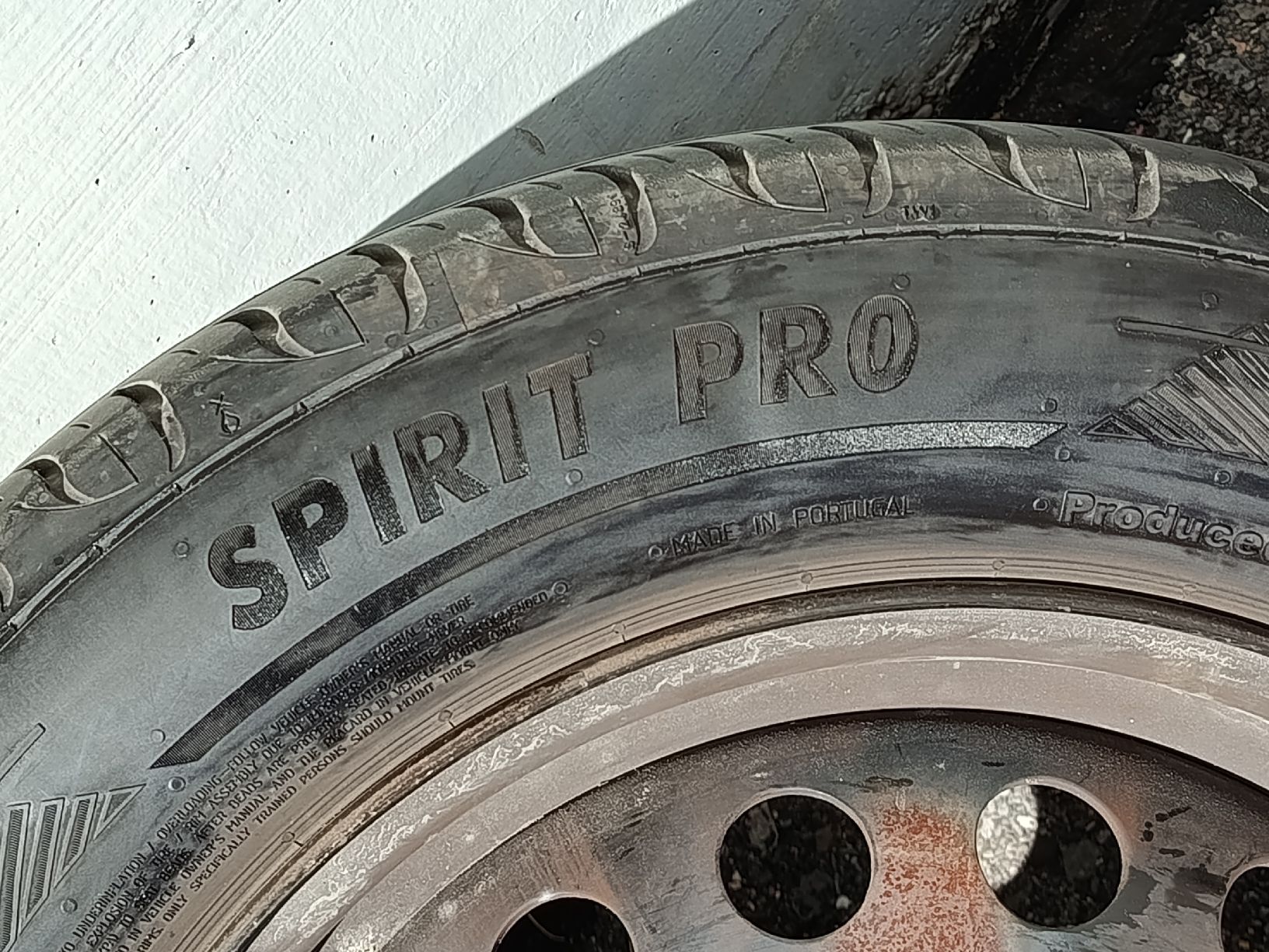 Pneumatici & Ruote complete: 4 Sommerreifen mit Stahlfelgen – Usato da Sevelen venduto da ronja666 1