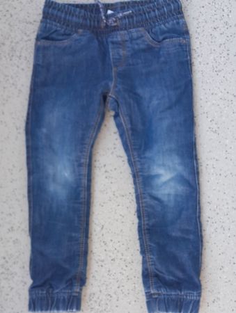 Jeans gefüttert Grösse 110