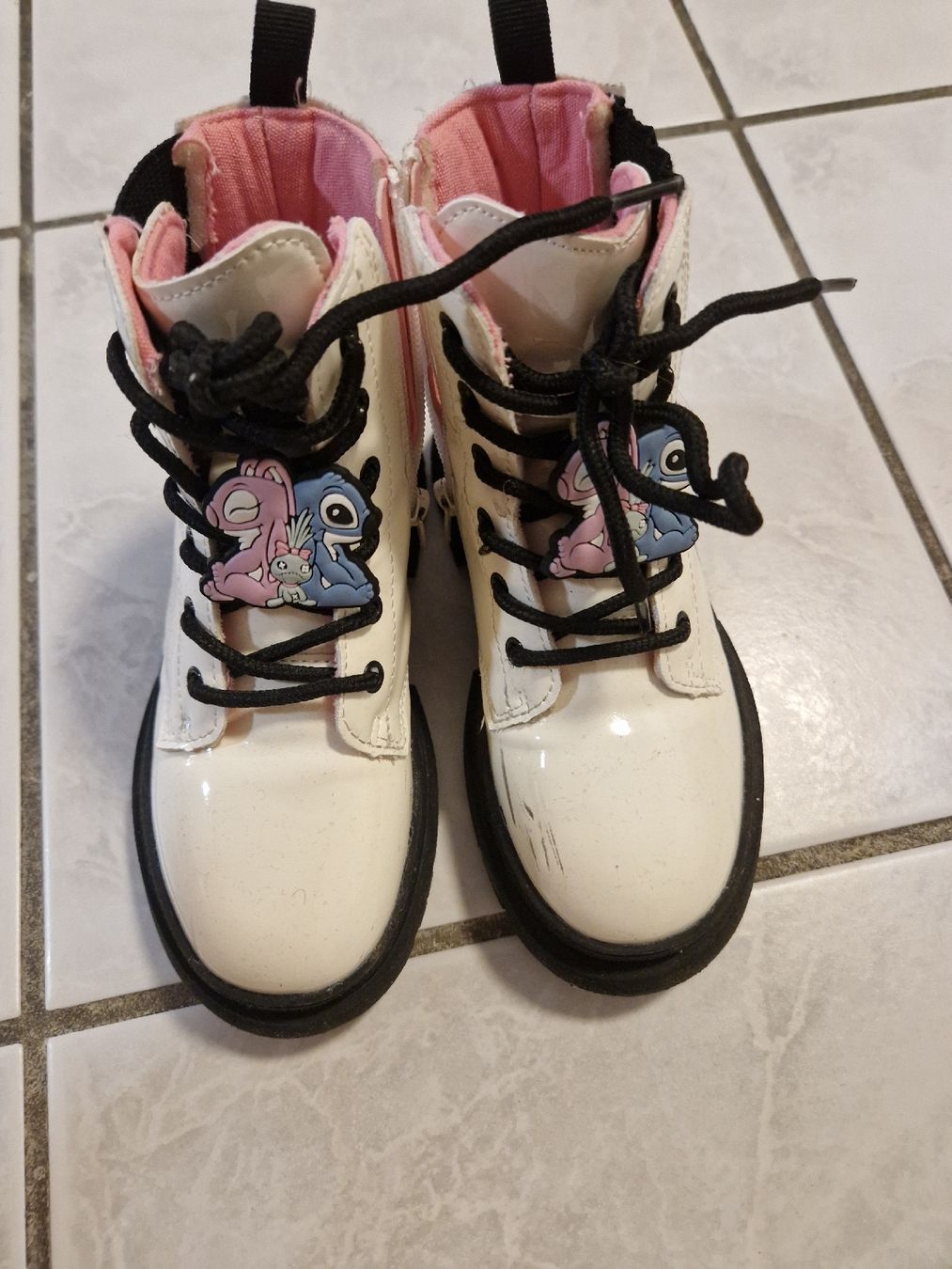 Scarpe per ragazze: Stitch Schuhe – Usato da Aarburg venduto da augenschmaus8