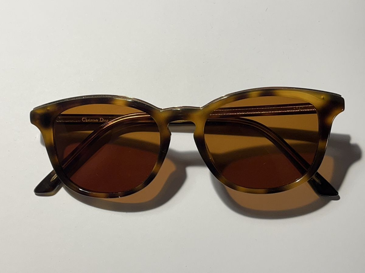 Dior Lunettes & Verres: Sonnenbrille von Dior – D'occasion à Visp par t_j80c