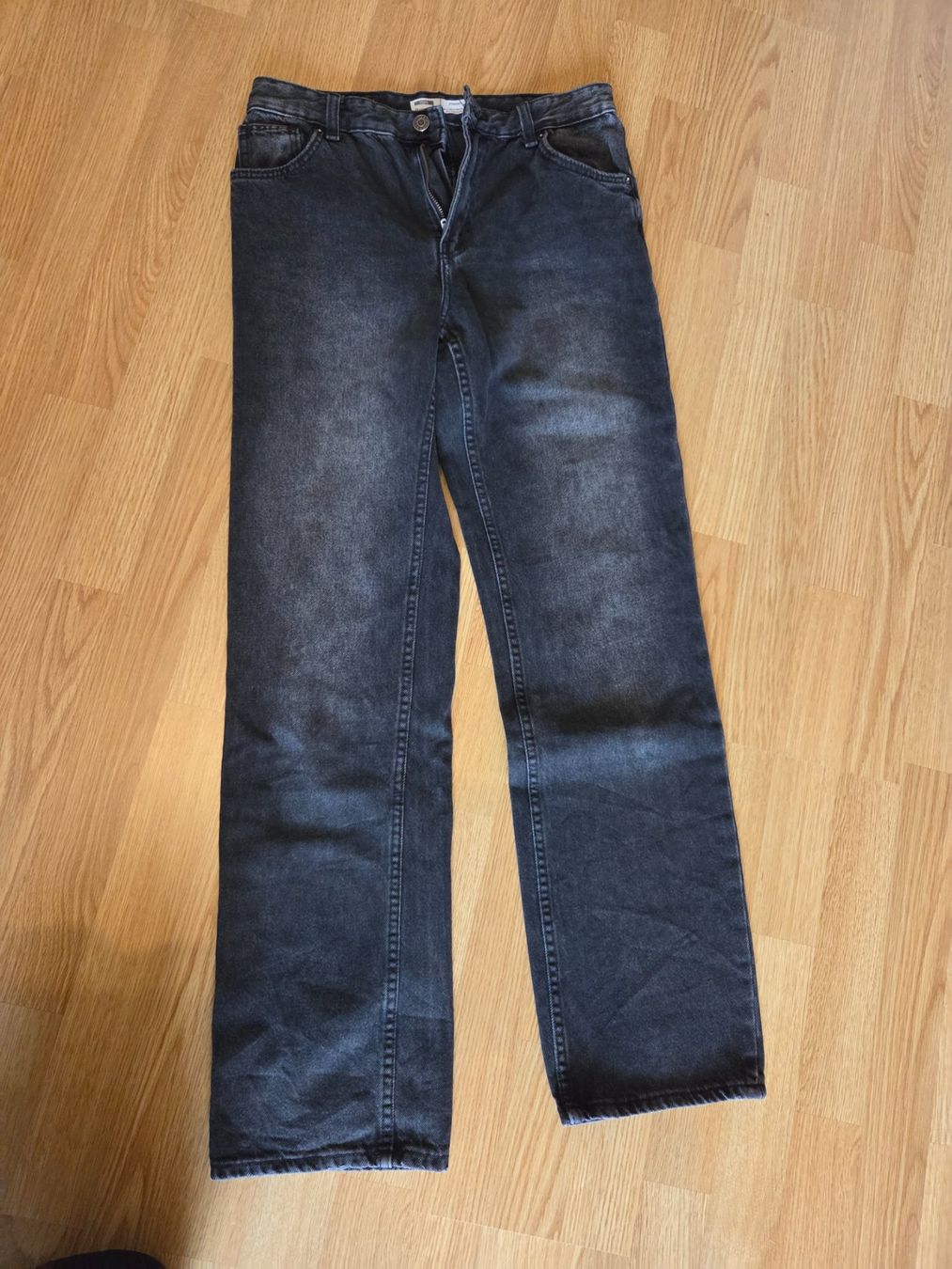 Jeans: Damen Jeans  Box Gr.36 – Gebraucht aus Oberiberg von Dorimahei 1