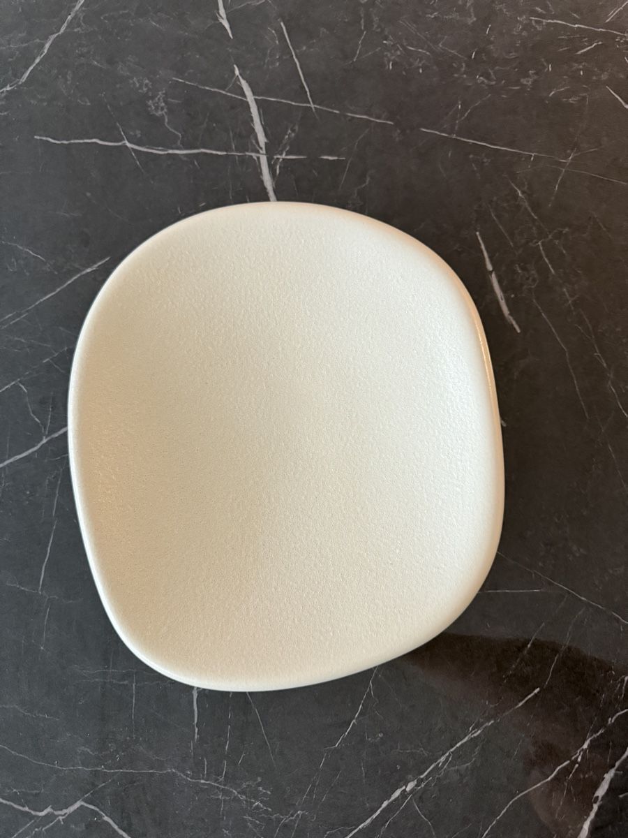 H&M Plateaux: Schale Keramik Cremeweiss neuwertig – D'occasion à Winterthur par fij_f65r 1