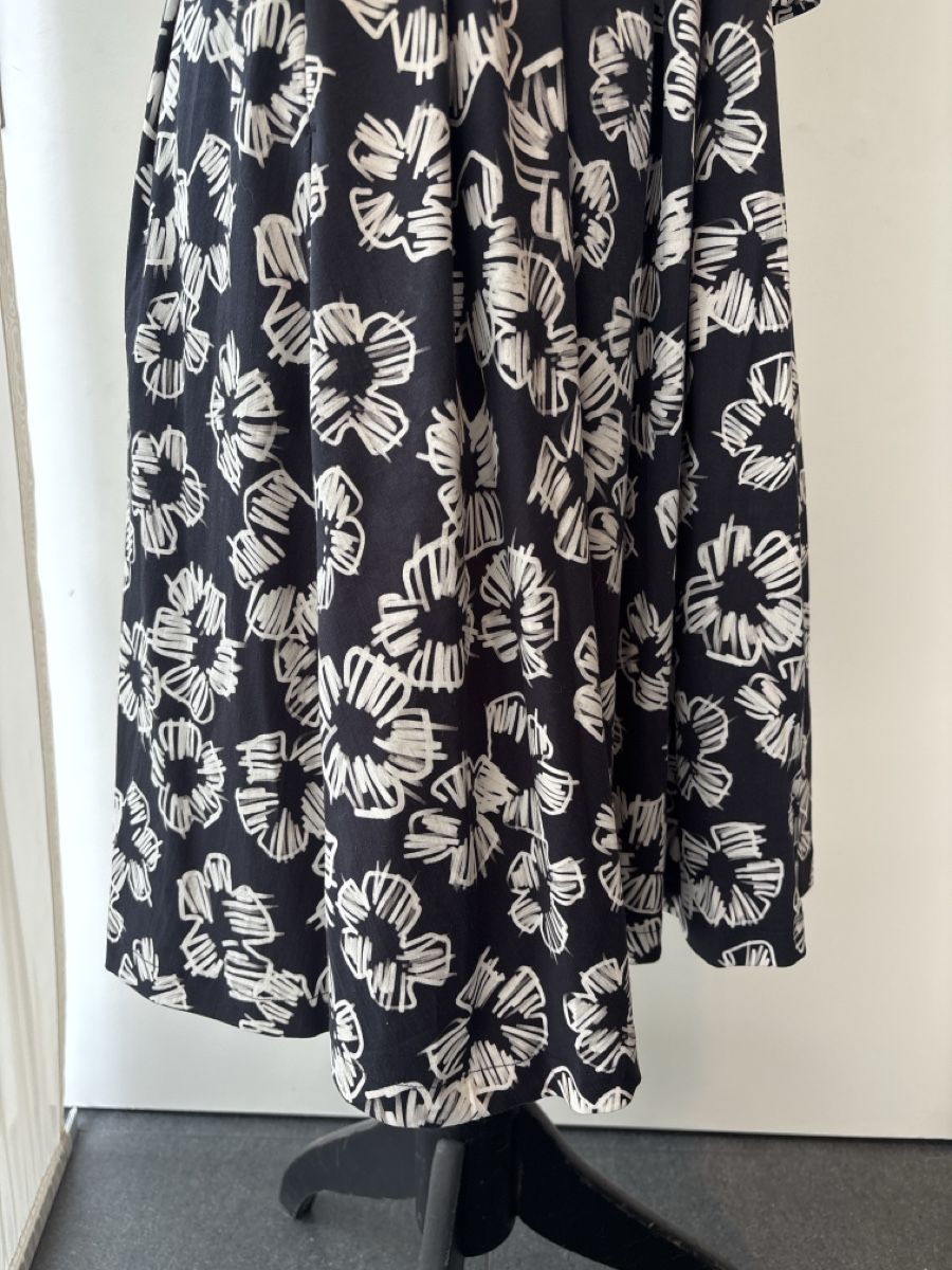 Vestiti: Syndicate Kleid wie neu 34 – Usato da Winznau venduto da Matthias06 5