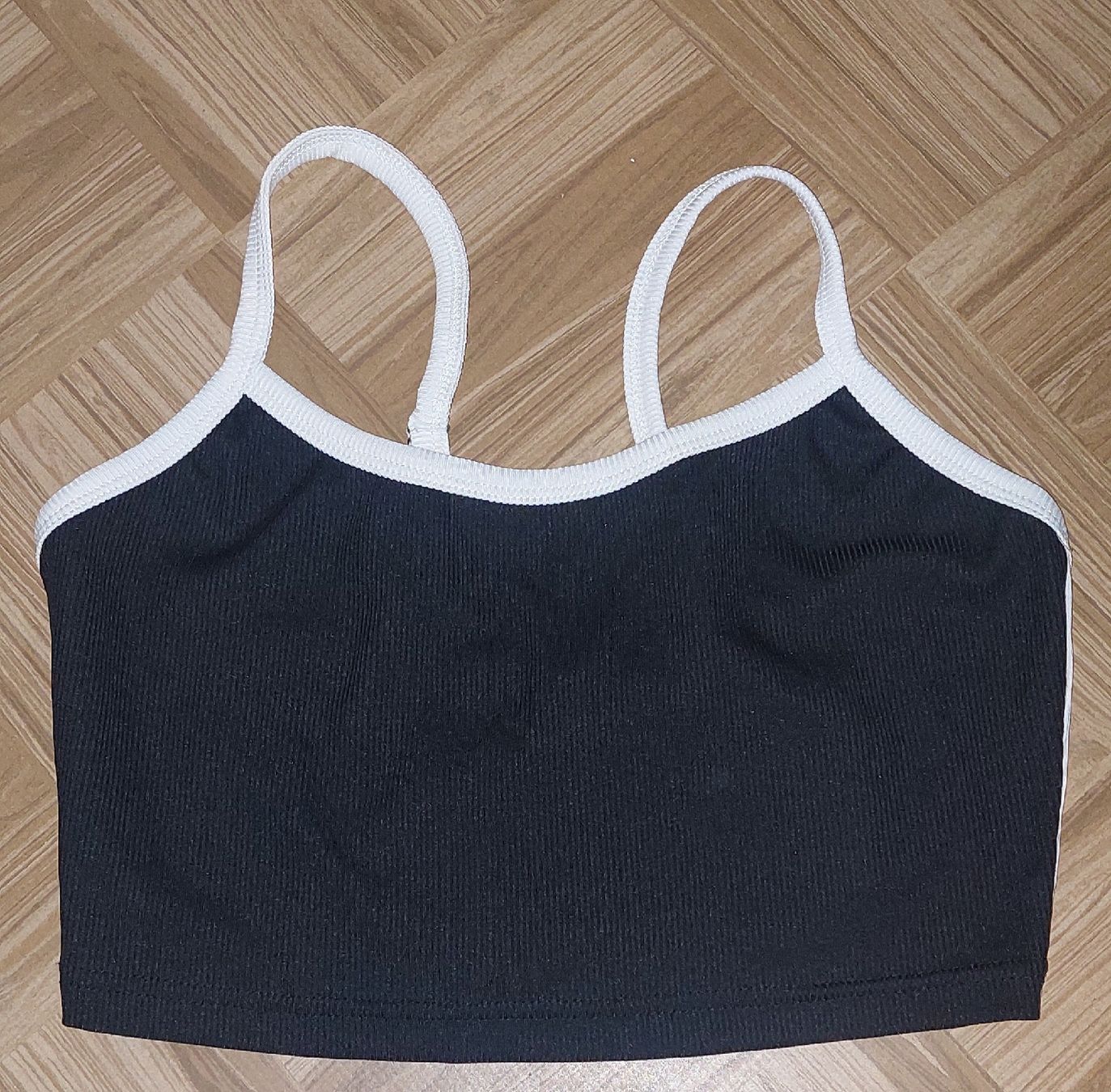 Shein Top: Top von Shein – Nuovo (secondo la descrizione) da Unterbäch VS venduto da Nifadi
