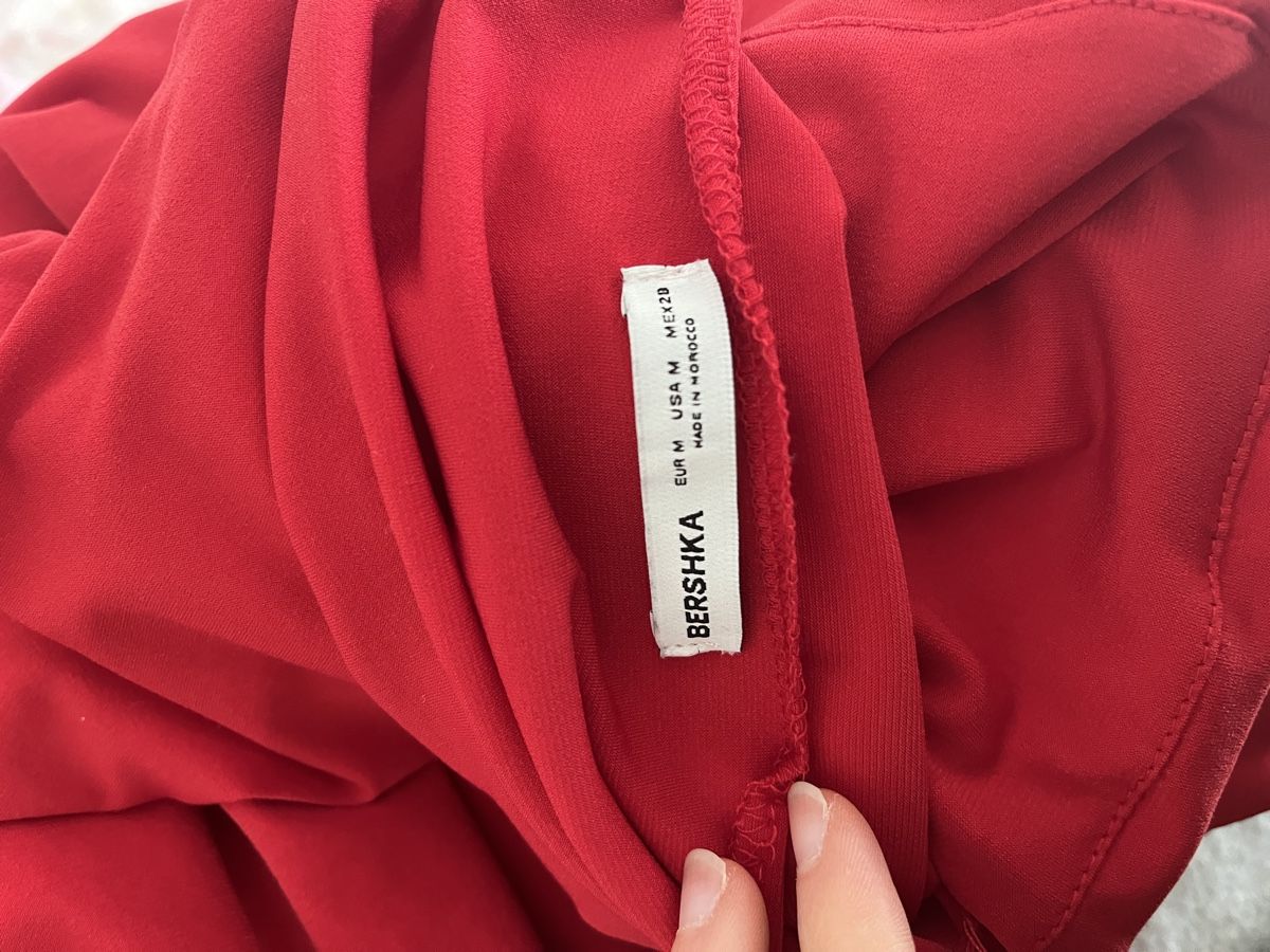Bershka Vestiti: Kleid – Nuovo e nell'imballaggio originale da Nussbaumen AG venduto da c.4 5