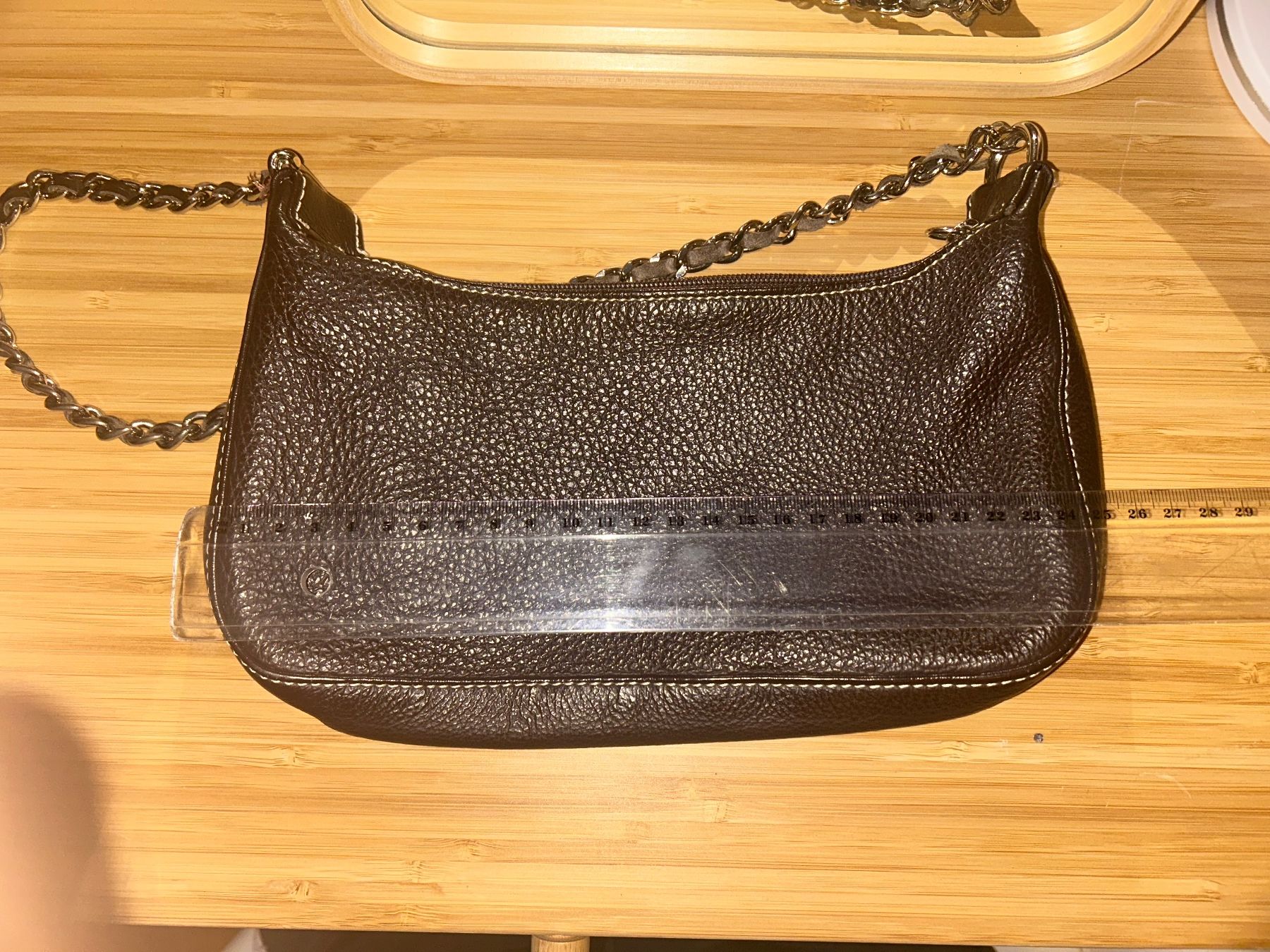 Borse da donna: Braune Handtasche mit goldener Kette – Nuovo (secondo la descrizione) da Basel venduto da ros_lh8r 2