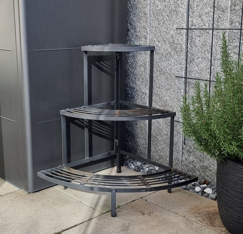 Faltbares BlumenEckregal aus Stahl von Biber Kaufen auf Ricardo