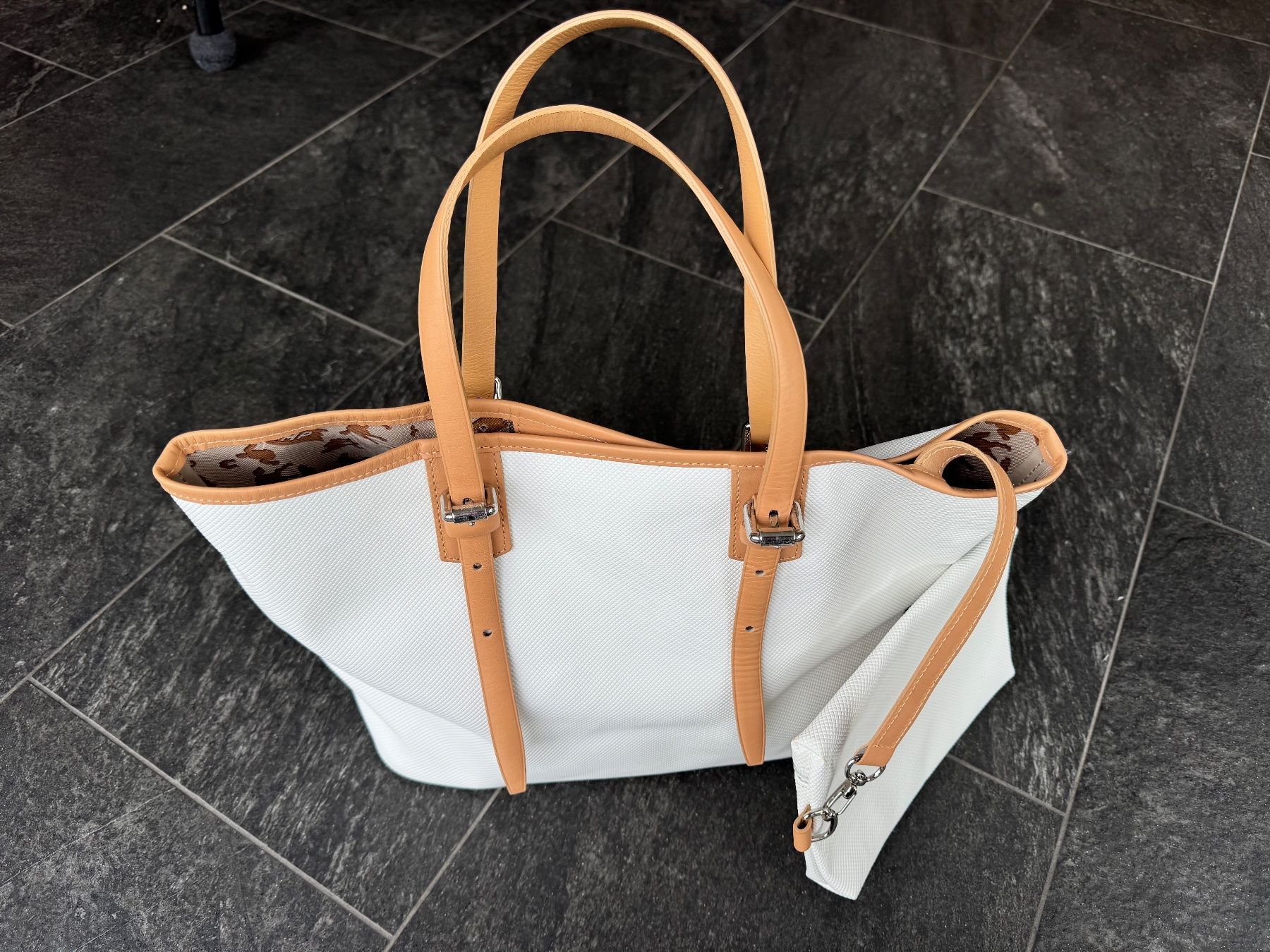 Longchamp Borse da donna: Longchamp Handtaschen-Set weiss/beige – Usato da Pontresina venduto da cumprerevender 1