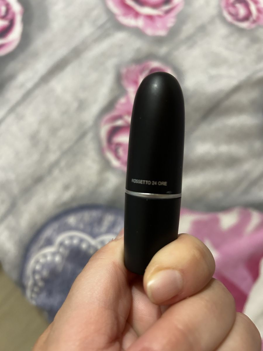 Make-up: Rossetto  24 Ore rosso nuovo  – Nuovo e nell'imballaggio originale da Bodio TI venduto da mel_6pmm