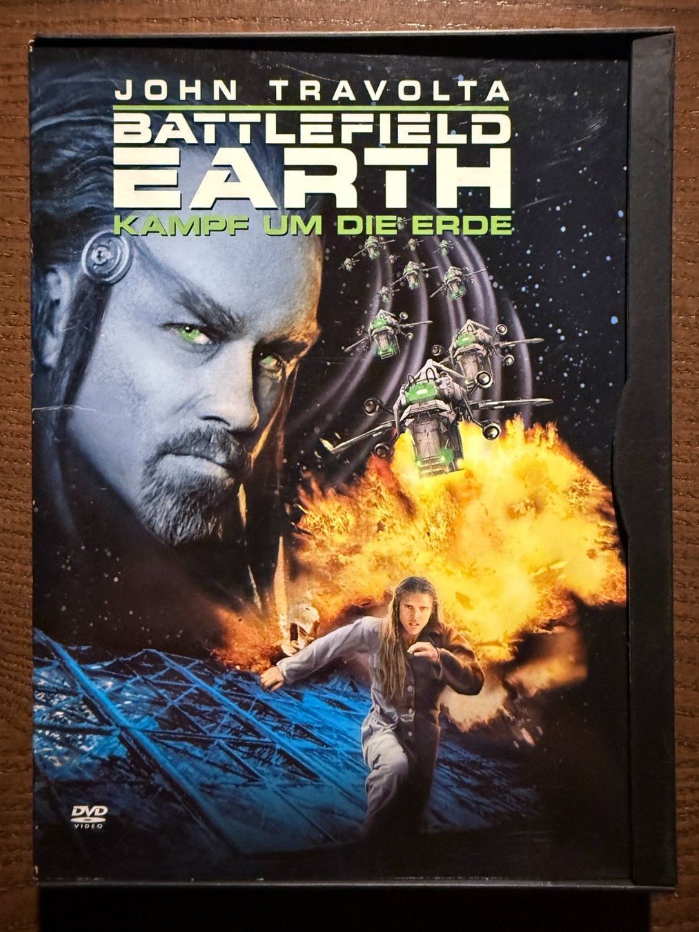 Tutti i DVDs: Battlefield Earth - Kampf um die Erde – Usato da Zürich venduto da FilmFreunde